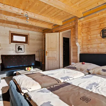 Splendid Chalet In With Terrace Finkenstein am Faaker See